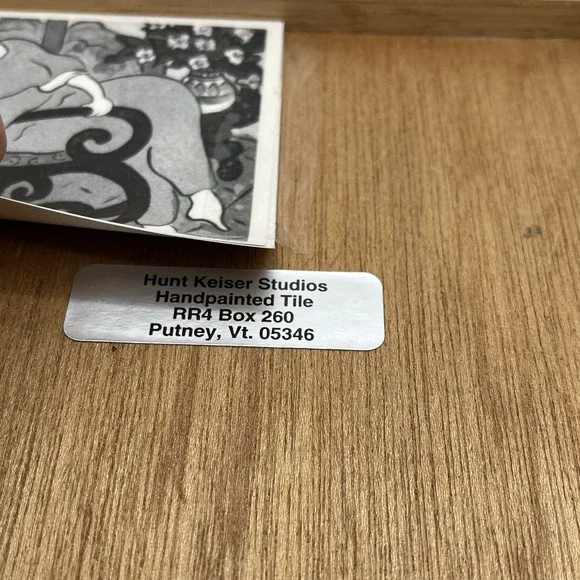 Carol Keiser 6" Hand Painted Nude Woman Sitting Ceramic Tile Oak Framed Trivet - Picture 4 of 6